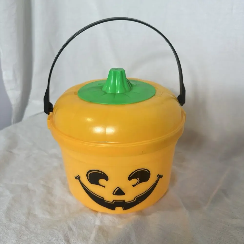 Vintage 1986 McDonald’s Halloween Pumpkin Pail + 3 Boo Buckets 2022 Lot of 4
